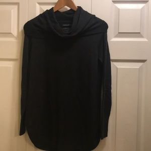 Cythia Rowley crowl neck sweater